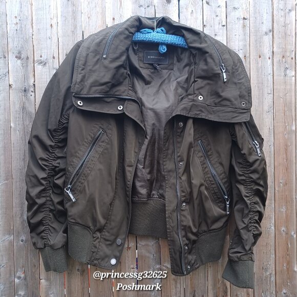 ๐ก๐ข๐ก๐ฆ๐ฌ๐ ๐ท๐ ๐น๐ฑ๐จ๐ Army Green Bomber Jacket M - Picture 6 of 16